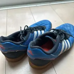 未使用adidas アディダス スニーカー 22.5ジム インドア 室内履き