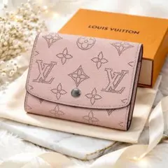美品　ルイヴィトン ポルトフォイユイリス マヒナ 二つ折り財布 ピンク 保存袋付
