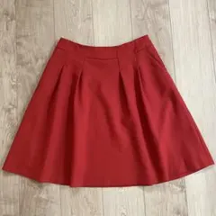 スタニングルアー　赤 フレアスカート ひざ丈プリーツ　36