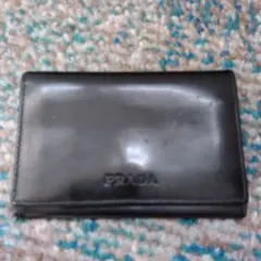 PRADA 黒 レザー 　カードケース　名刺入れ