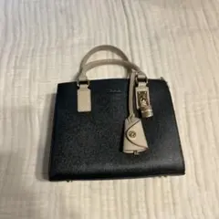 サマンサタバサ　合成皮革製 黒 ハンドバッグ