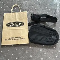 KEEN ショルダーバッグ