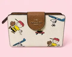 2026年最新】coach 財布 スヌーピー 二つ折りの人気アイテム - メルカリ