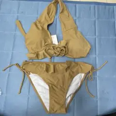 ベージュ フリル付き セパレートビキニ　ＸＬ