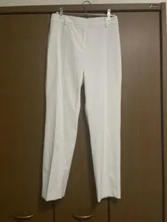 ホワイト カジュアルパンツ
