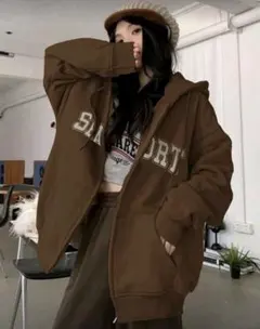 パーカー ブラウン