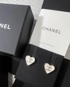 正規店購入　CHANEL ハート型ピアス ゴールド