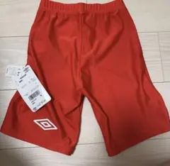umbro アンブロ ストレッチ ハーフパンツ　赤　Mサイズ　新品未使用のサムネイル