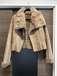 ROYAL PARTY ベージュ ファーコート ショート丈のサムネイル