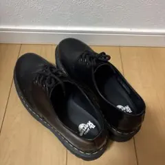 厚底ブラックレースアップシューズ