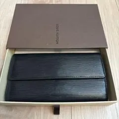ルイヴィトン LOUIS VUITTON エピ 長財布 ブラック M63592 - メルカリ