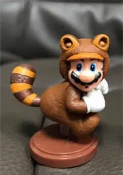 チョコエッグ　タヌキマリオ