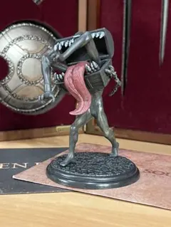 ダークソウル 貪欲者 フィギュアのサムネイル