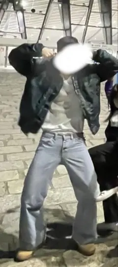 Levi's 70s オレンジタブ フレアデニムパンツ