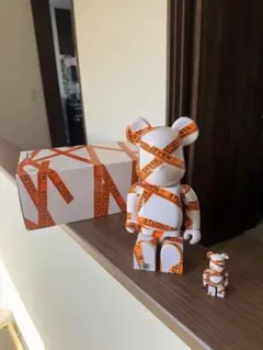STUDIO SEVEN BE@RBRICK 100% & 400% - メルカリ