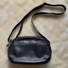 中澤鞄　ショルダーバッグ　革製品　ブラック