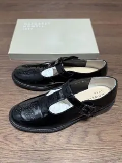美品 MARGARET HOWELL idea エナメル Tストラップ 23.5のサムネイル