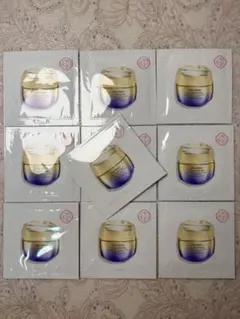 資生堂　バイタルパーフェクションアドバンスクリームのサムネイル