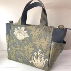 ハンドメイド/アロナブルーアネモネのサイドポケット付きトートバッグ