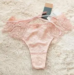 Item thumbnail for item db3f8148-1dc6-4113-9acd-9db8bc45bee9