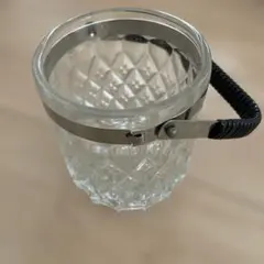 Item thumbnail for item 72b4f3bc-3b2a-48ba-a03d-4a846357f87b