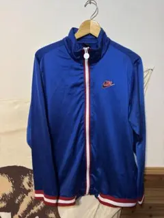 Item thumbnail for item 146c5fbf-4ec1-4147-be53-1450ca0e7e1e