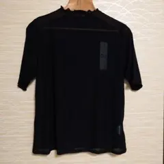 新品タグ付き☆GU ☆シアT（5分袖）Q