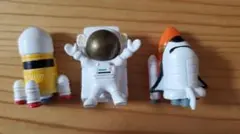 宇宙飛行士とロケットのマグネット3個セット