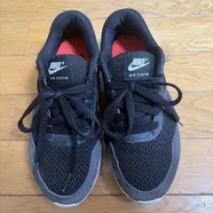 ナイキ　エアマックスシステム　DM9538-001 ブラック　23.5cm