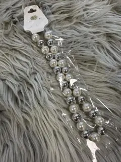 パール•メタリックボール ネックレス