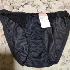 ダークグレーレース付きショーツ Mサイズ新品