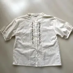 エヘカソポ　花柄刺繍 半袖ブラウスのサムネイル