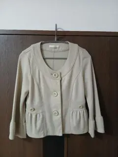 grove ノーカラージャケット