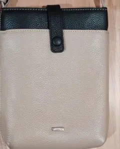 BARCOS レザーポシェット フロントポケット付 ショルダーバッグ