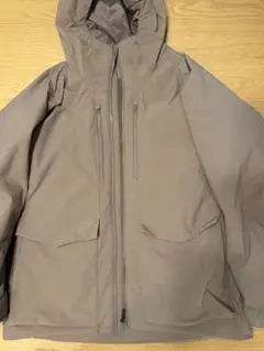 UNIQLO ハイブリッドダウン　茶色