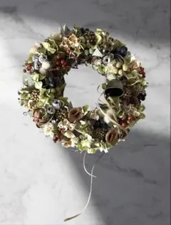 森の香り☆ブルーアイスとクリスマスホーリーのリース…＊ - メルカリ