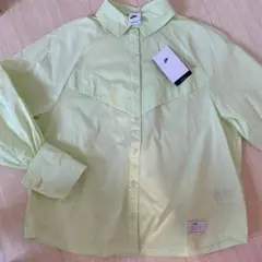 ま*男様 新品！NIKE デザインシャツMのサムネイル
