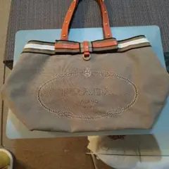 PRADA ハンドバッグ