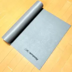 Reebok ヨガマット グレー Reebokのダブルサイドヨガマット
