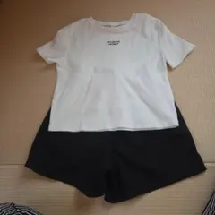 GU Tシャツ ホワイト&半ズボンブラックのサムネイル