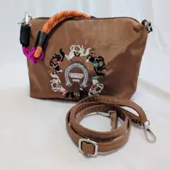 Ball & Chain キャメル 色 刺繍 ショルダーバッグ馬柄