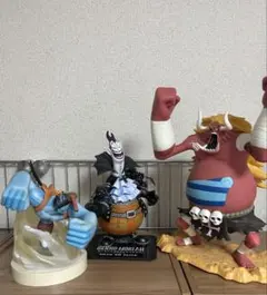 アニメフィギュア大量セットです Box 1 - メルカリ