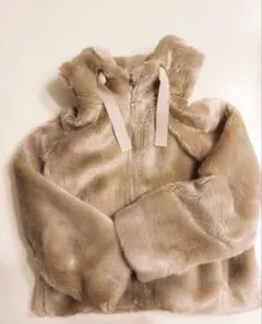 STRAWBERRY-FIELDS フード付きファーコート