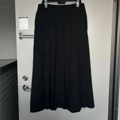 【最終処分価格】GU 黒 プリーツロングスカート