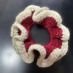 ハンドメイドかぎ針編みフリルシュシュ赤白