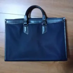 Item thumbnail for item ecfb75fa-81a4-4d8e-ac5b-f800678a82bc