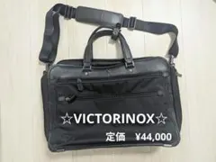 VICTORINOX Casa Mila 3way ビジネスバッグ リュックのサムネイル