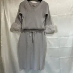 Apuweiser-richeグレー ニットワンピース ラビットファー付き