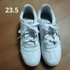 PUMA ホワイト&ブラック スニーカー 23.5cm