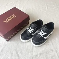 【美品】VANS バンズ　スニーカー　ブラック　キッズ　18cm 箱付き